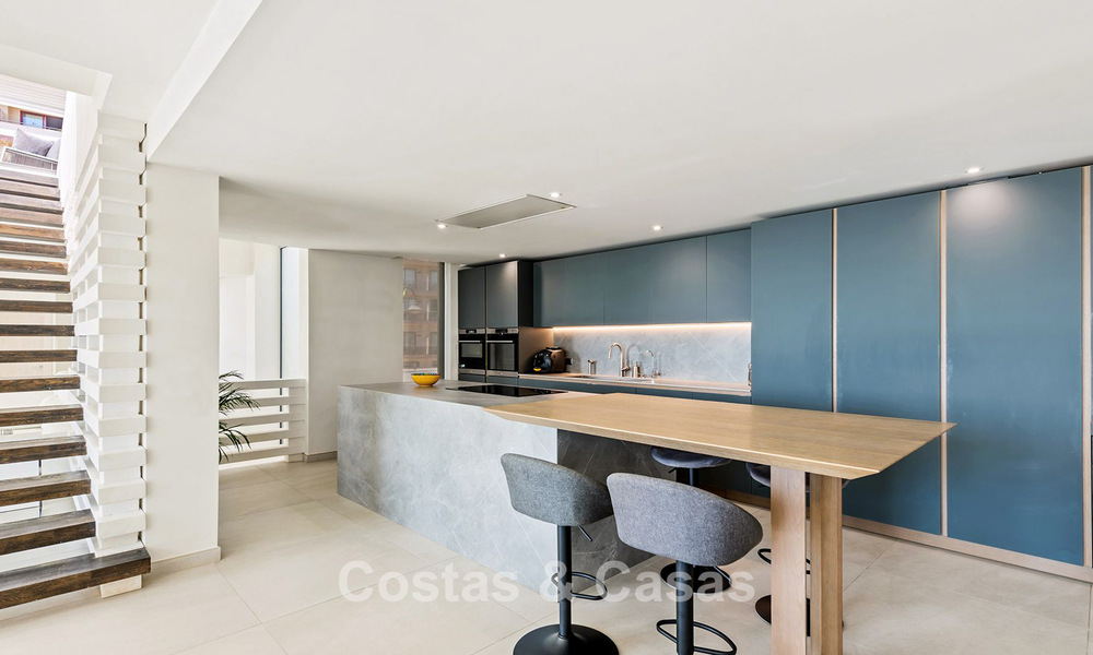 Exclusive, modern beachfront villa for sale with direct access to the beach in Mijas, Costa del Sol 797378