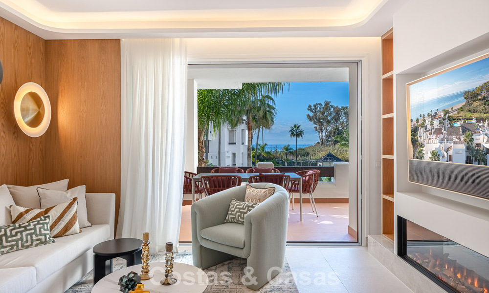 First-class apartment for sale with sea views in a beachfront complex on the New Golden Mile between Marbella and Estepona 797410