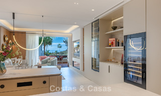First-class apartment for sale with sea views in a beachfront complex on the New Golden Mile between Marbella and Estepona 797415 