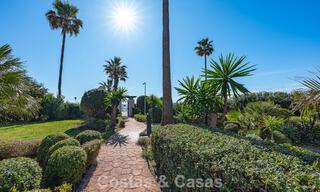 First-class apartment for sale with sea views in a beachfront complex on the New Golden Mile between Marbella and Estepona 797434 