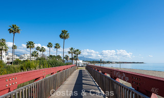 First-class apartment for sale with sea views in a beachfront complex on the New Golden Mile between Marbella and Estepona 797437 