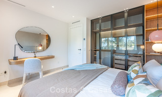 First-class apartment for sale with sea views in a beachfront complex on the New Golden Mile between Marbella and Estepona 797444 