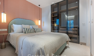 First-class apartment for sale with sea views in a beachfront complex on the New Golden Mile between Marbella and Estepona 797446 