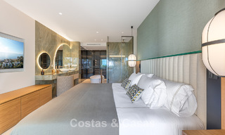 First-class apartment for sale with sea views in a beachfront complex on the New Golden Mile between Marbella and Estepona 797448 