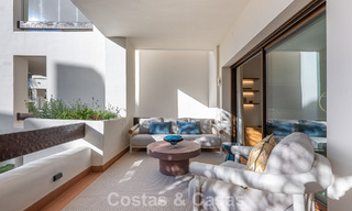 First-class apartment for sale with sea views in a beachfront complex on the New Golden Mile between Marbella and Estepona 797458 