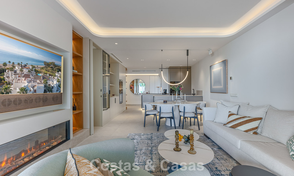 First-class apartment for sale with sea views in a beachfront complex on the New Golden Mile between Marbella and Estepona 797464