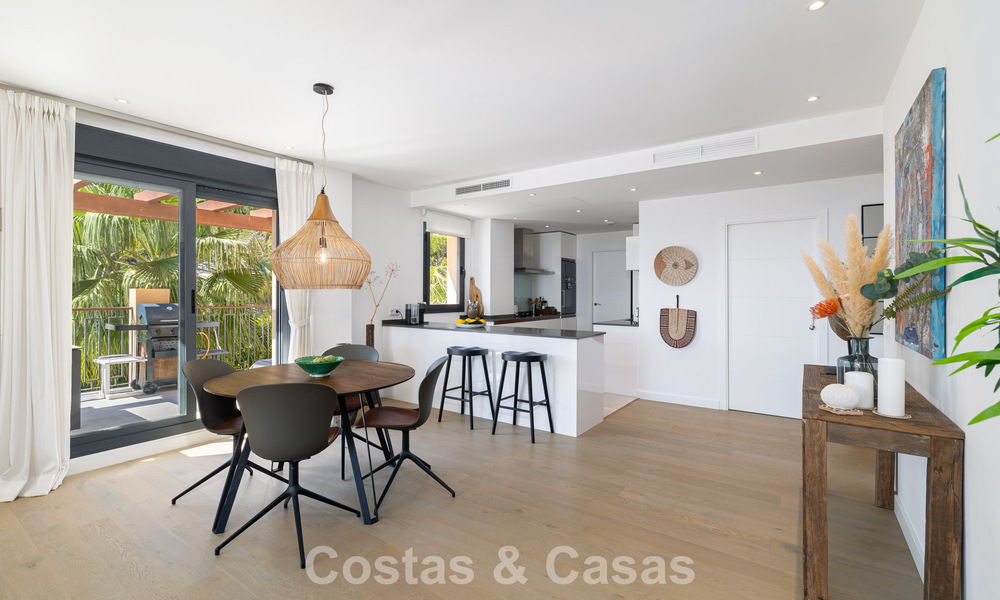 Prestigious luxury penthouse with panoramic golf and sea views for sale in Marbella - Benahavís 797541
