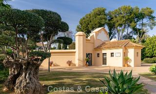 Luxury beachside apartment with private garden for sale just steps from the beach near Puerto Banús, Marbella 797557 