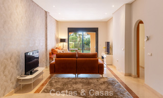 Luxury beachside apartment with private garden for sale just steps from the beach near Puerto Banús, Marbella 797561 