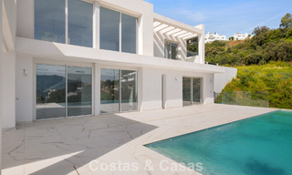 Brand-new modern villa with panoramic sea views for sale in a natural setting east of Marbella town centre 797609 