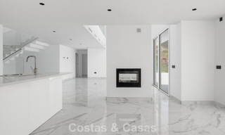 Brand-new modern villa with panoramic sea views for sale in a natural setting east of Marbella town centre 797626 