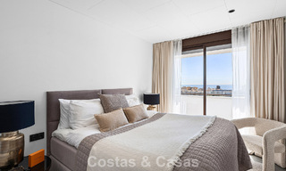 Modern luxury penthouse with spacious rooftop terrace for sale near Estepona town centre 797654 