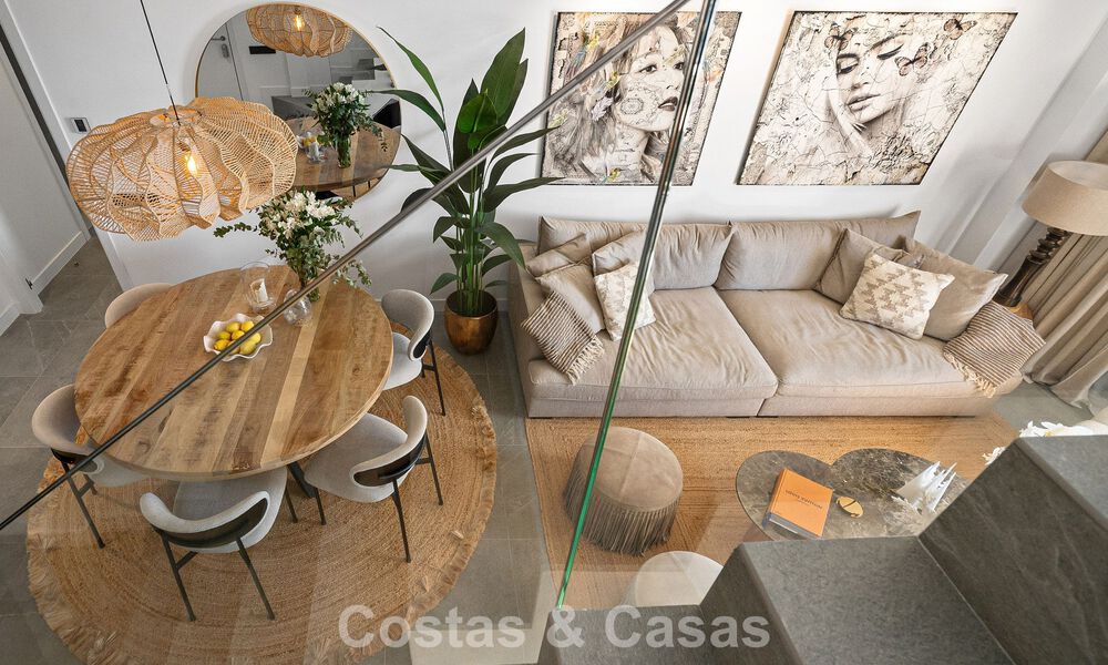 Modern luxury penthouse with spacious rooftop terrace for sale near Estepona town centre 797674
