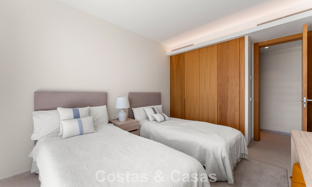 Bright, contemporary luxury penthouse for sale with sea views in the hills of La Quinta Resort in Marbella - Benahavís 797684