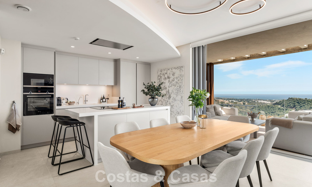 Bright, contemporary luxury penthouse for sale with sea views in the hills of La Quinta Resort in Marbella - Benahavís 797700