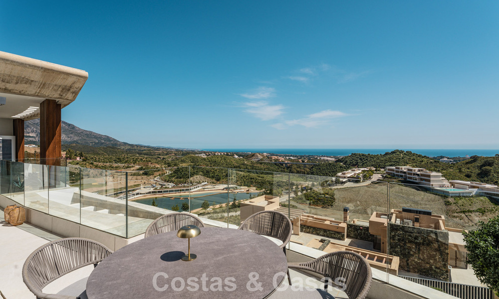 Bright, contemporary luxury penthouse for sale with sea views in the hills of La Quinta Resort in Marbella - Benahavís 797715