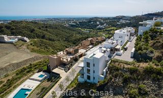 Bright, contemporary luxury penthouse for sale with sea views in the hills of La Quinta Resort in Marbella - Benahavís 797725 