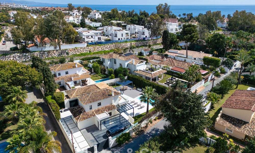 Contemporary mediterranean villa for sale within walking distance of the beach and amenities of San Pedro, Marbella 797899