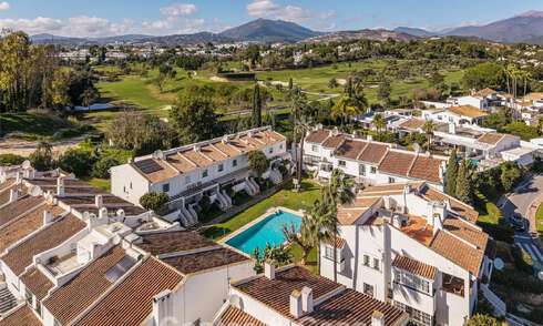 Contemporary renovated townhouse for sale in Aloha, surrounded by golf courses in Nueva Andalucía, Marbella 797911