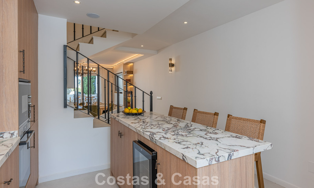 Contemporary renovated townhouse for sale in Aloha, surrounded by golf courses in Nueva Andalucía, Marbella 797917