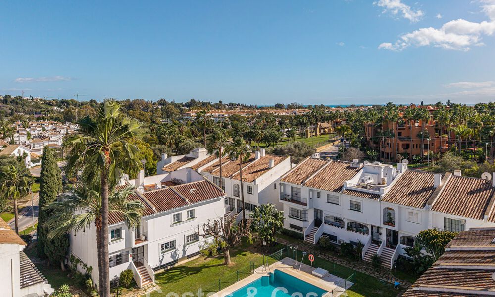 Contemporary renovated townhouse for sale in Aloha, surrounded by golf courses in Nueva Andalucía, Marbella 797932
