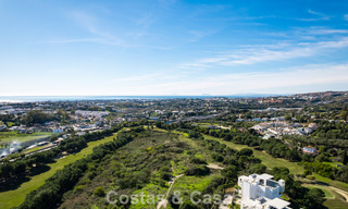 Stylish renovated garden apartment for sale on a prestigious golf course in La Quinta, Benahavís - Marbella 797938 