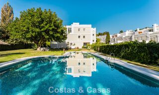 Stylish renovated garden apartment for sale on a prestigious golf course in La Quinta, Benahavís - Marbella 797940 