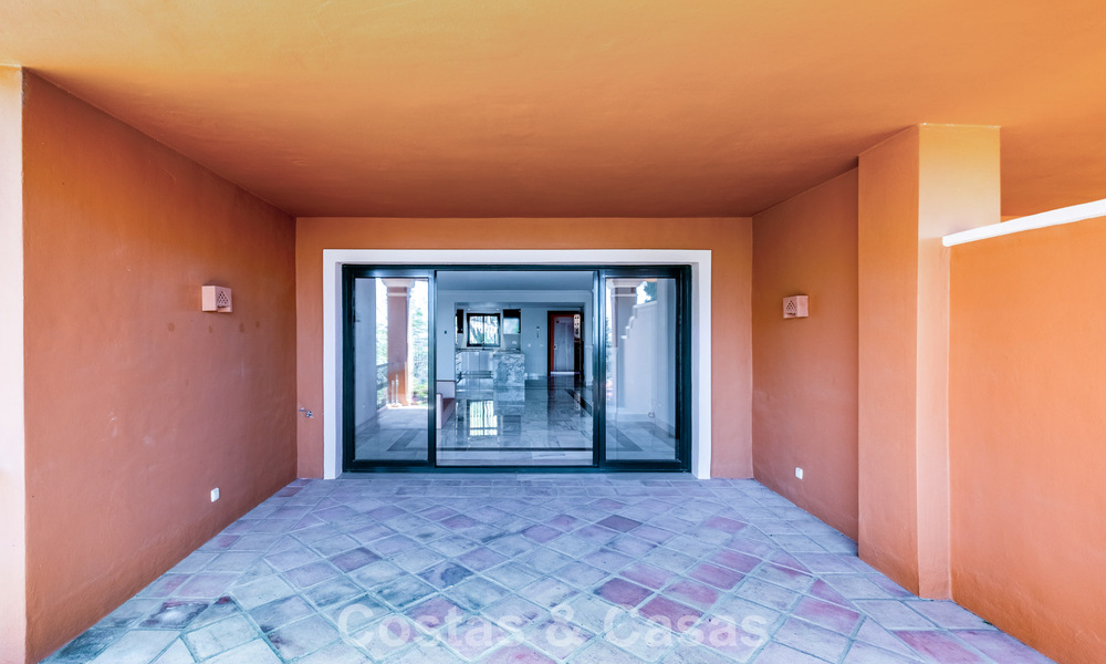 Spacious 2-Bedroom Apartment with Sea Views for Sale in Marbella - Benahavís 797967