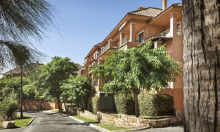 Spacious 2-Bedroom Apartment with Sea Views for Sale in Marbella - Benahavís 798520 