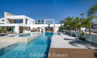 Impressive, modern mansion with guest house for sale on the New Golden Mile between Marbella and Estepona 798004 