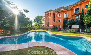 Move-in ready, spacious, luxury apartment with sea views for sale in Marbella - Benahavís 798154 