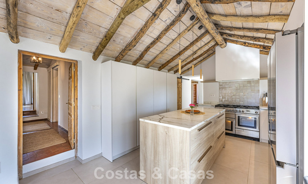 Charming rustic villa with modern comfort for sale in Guadalmina Alta, Marbella 798268