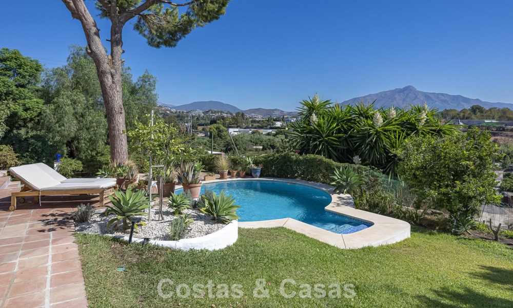 Charming rustic villa with modern comfort for sale in Guadalmina Alta, Marbella 798272