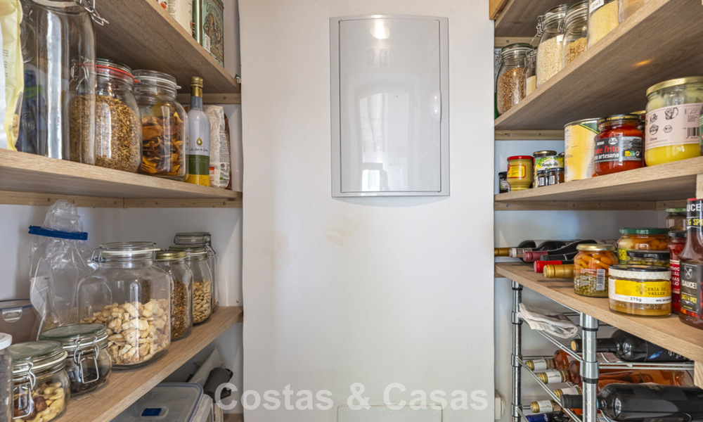Charming rustic villa with modern comfort for sale in Guadalmina Alta, Marbella 798275