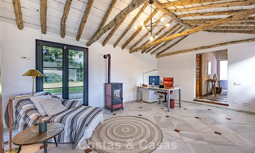 Charming rustic villa with modern comfort for sale in Guadalmina Alta, Marbella 798283