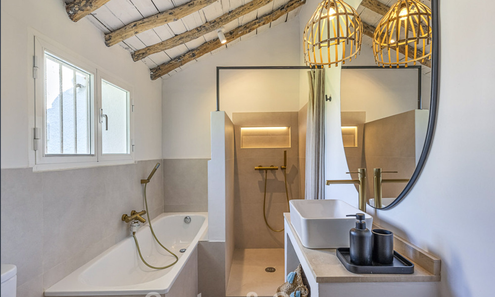 Charming rustic villa with modern comfort for sale in Guadalmina Alta, Marbella 798285