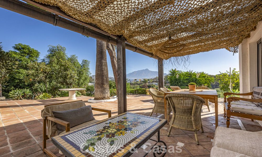 Charming rustic villa with modern comfort for sale in Guadalmina Alta, Marbella 798291