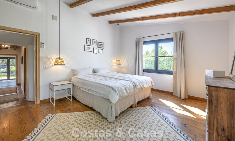 Charming rustic villa with modern comfort for sale in Guadalmina Alta, Marbella 798295