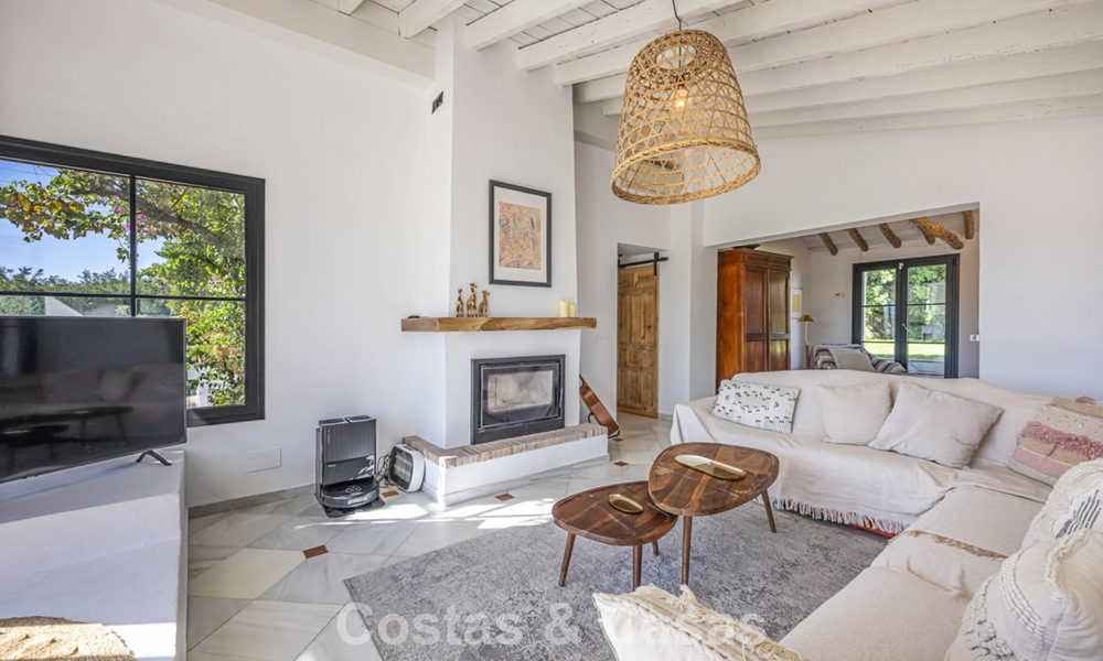 Charming rustic villa with modern comfort for sale in Guadalmina Alta, Marbella 798300