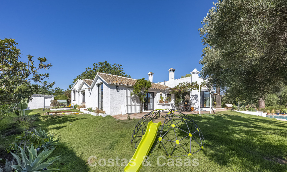 Charming rustic villa with modern comfort for sale in Guadalmina Alta, Marbella 798305