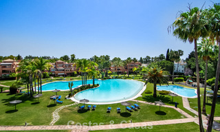 Elegant penthouse with expansive terrace for sale near Guadalmina Baja, Marbella - Estepona 798308 