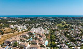 Luxurious, spacious duplex apartment with 4 bedrooms for sale in a prestigious resort-style complex in Nueva Andalucía, Marbella 798420 