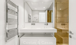 Luxury duplex apartment with large garden and sea views for sale in Marbella - Benahavís 798350 