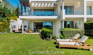 Luxury duplex apartment with large garden and sea views for sale in Marbella - Benahavís 798356 