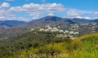 Luxury duplex apartment with large garden and sea views for sale in Marbella - Benahavís 798377 
