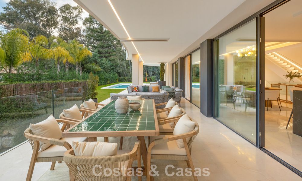 Advanced designer villa for sale just a stone’s throw from the golf course, in the heart of Nueva Andalucía, Marbella 798423