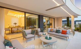 Advanced designer villa for sale just a stone’s throw from the golf course, in the heart of Nueva Andalucía, Marbella 798424 