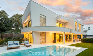 Advanced designer villa for sale just a stone’s throw from the golf course, in the heart of Nueva Andalucía, Marbella 798425 