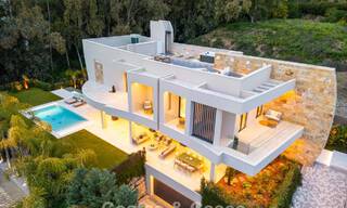 Advanced designer villa for sale just a stone’s throw from the golf course, in the heart of Nueva Andalucía, Marbella 798428 