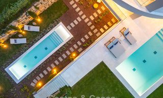 Advanced designer villa for sale just a stone’s throw from the golf course, in the heart of Nueva Andalucía, Marbella 798430 